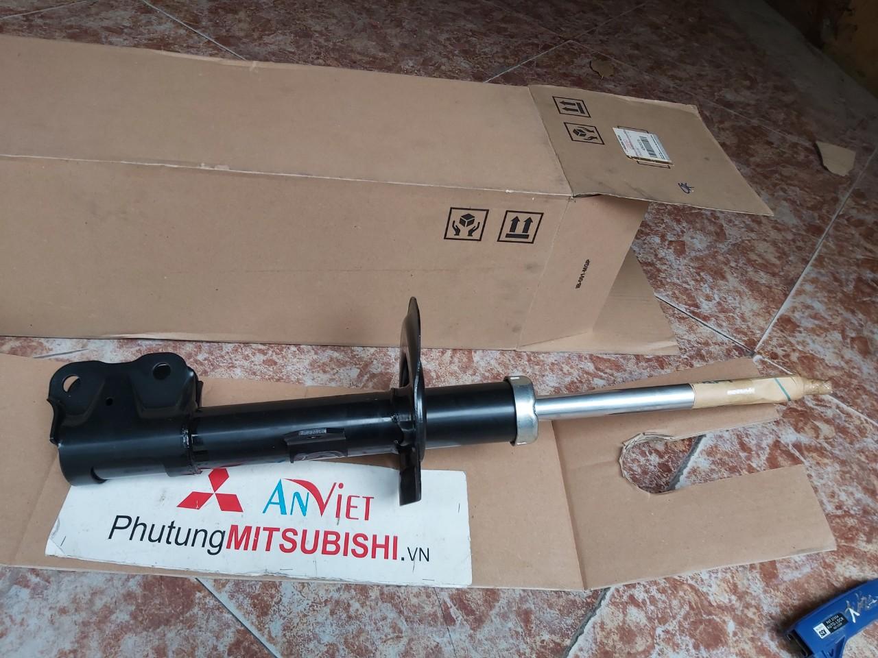 Giảm xóc trước xe Xpander bên trái