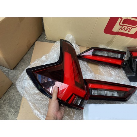 Đèn hậu xe Xpander bên trái