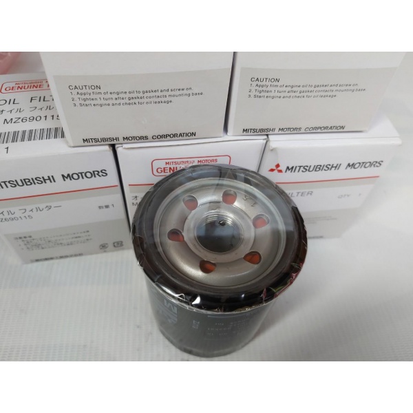 Bộ lọc dầu động cơ xe Xpander